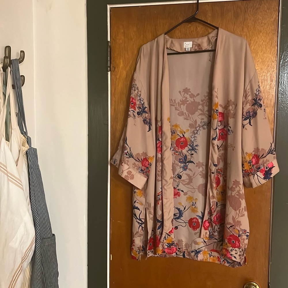Bought for a styled shoot. - Picture 1 of 5